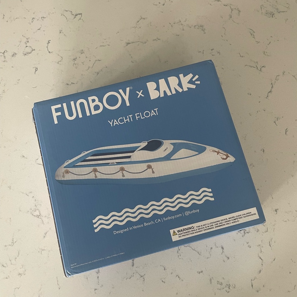 Funboy x BARK Pool Float - Picture 4 of 6